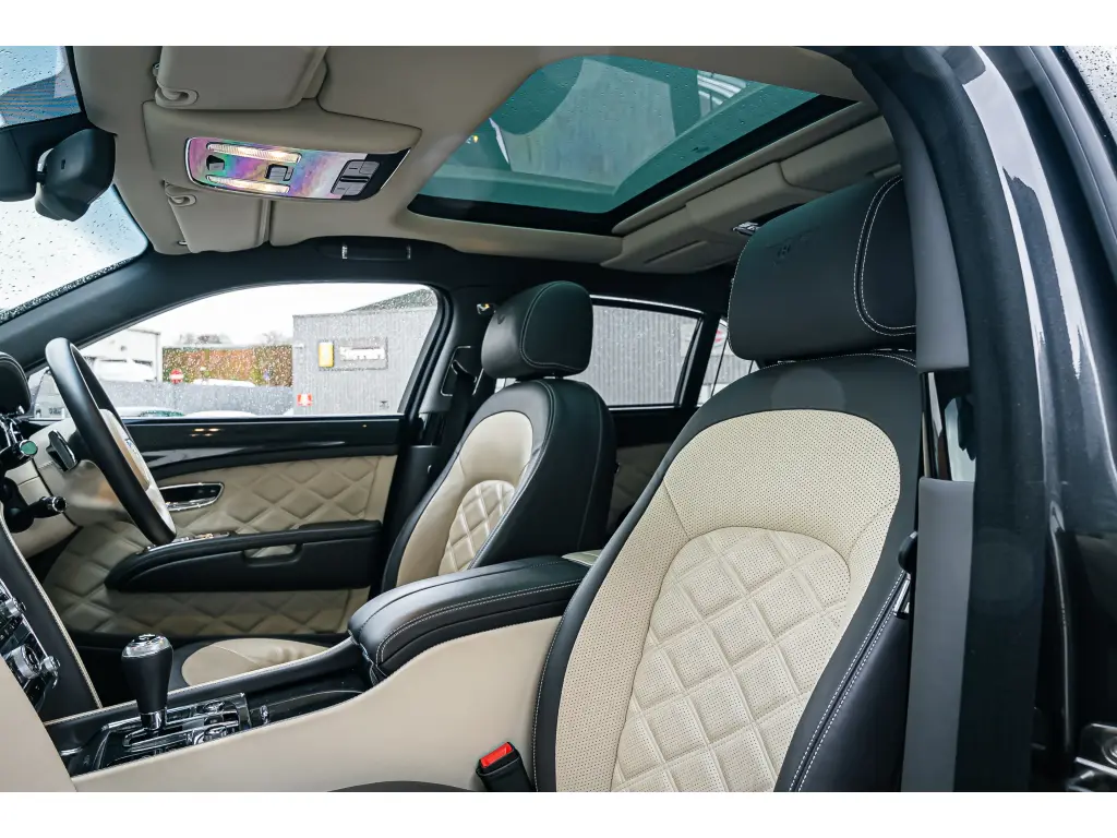 Image for 2016 Mulsanne Speed V8 at position 2