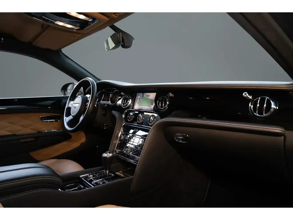 Image for 2017 Mulsanne Speed V8 at position 2