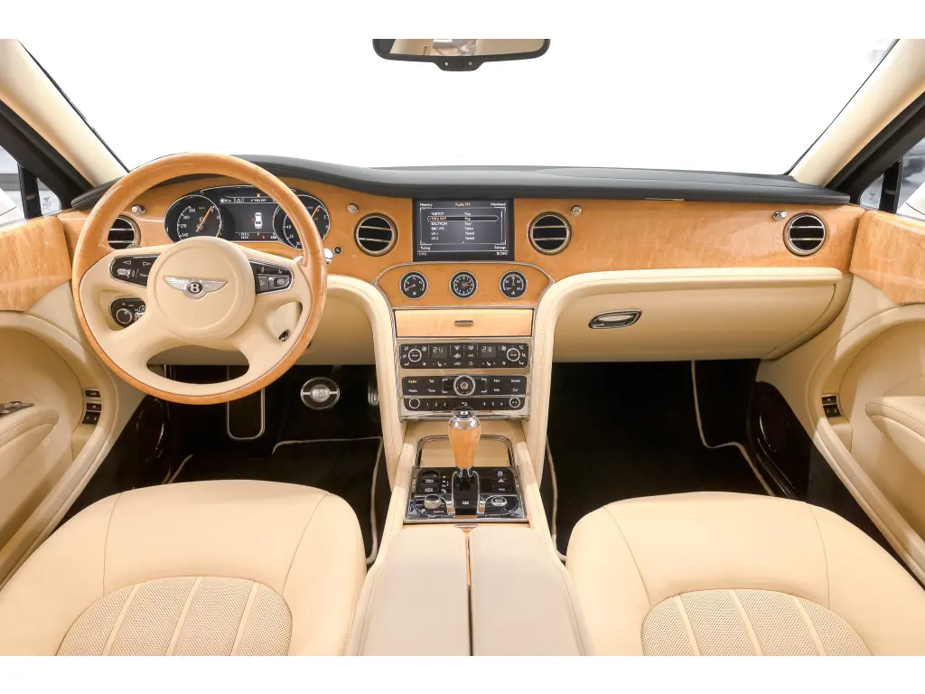 Image for 2012 Mulsanne V8 at position 4