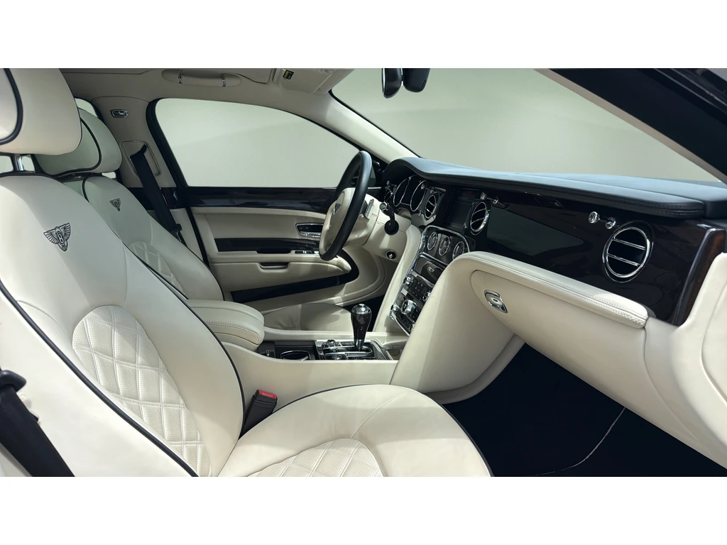 Image for 2013 Mulsanne V8 at position 2