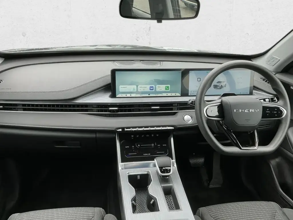 Image for 2026 TIGGO 4 Summit Super Hybrid at position 3