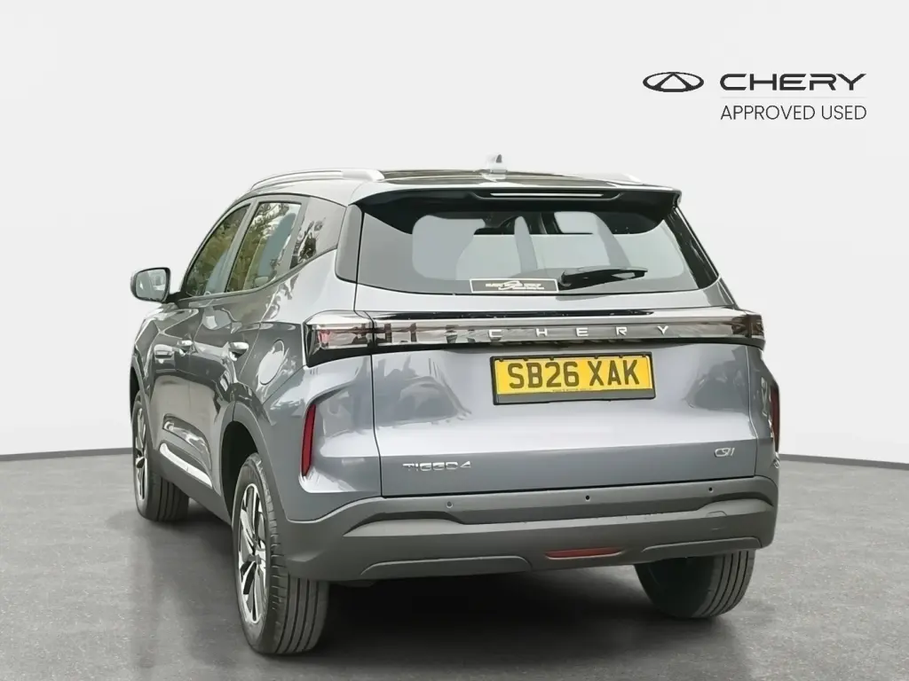 Image for 2026 TIGGO 4 Summit Super Hybrid at position 2
