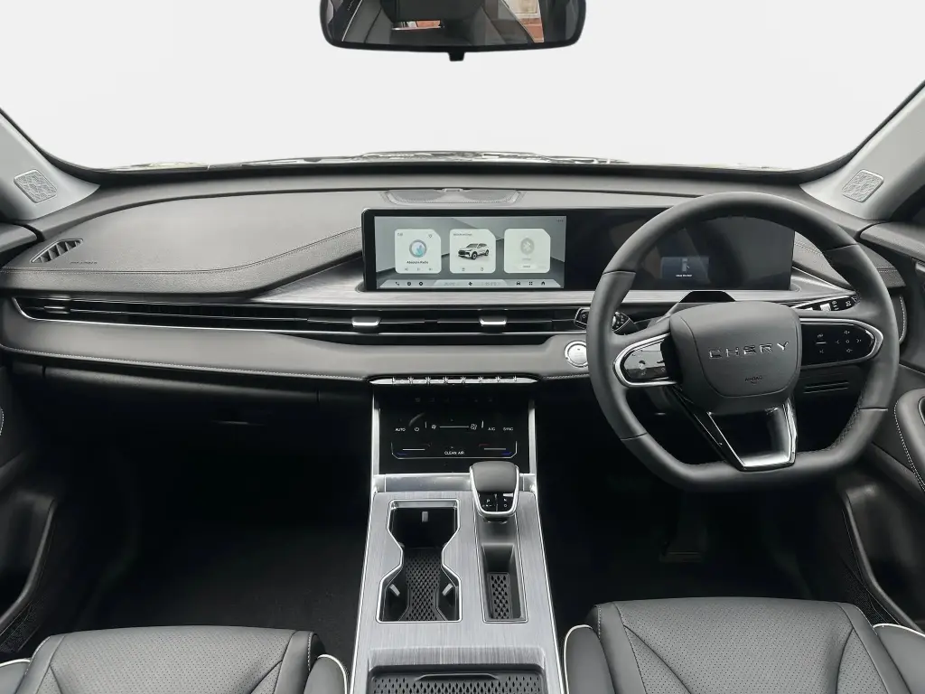 Image for 2026 TIGGO 4 Summit Super Hybrid at position 3