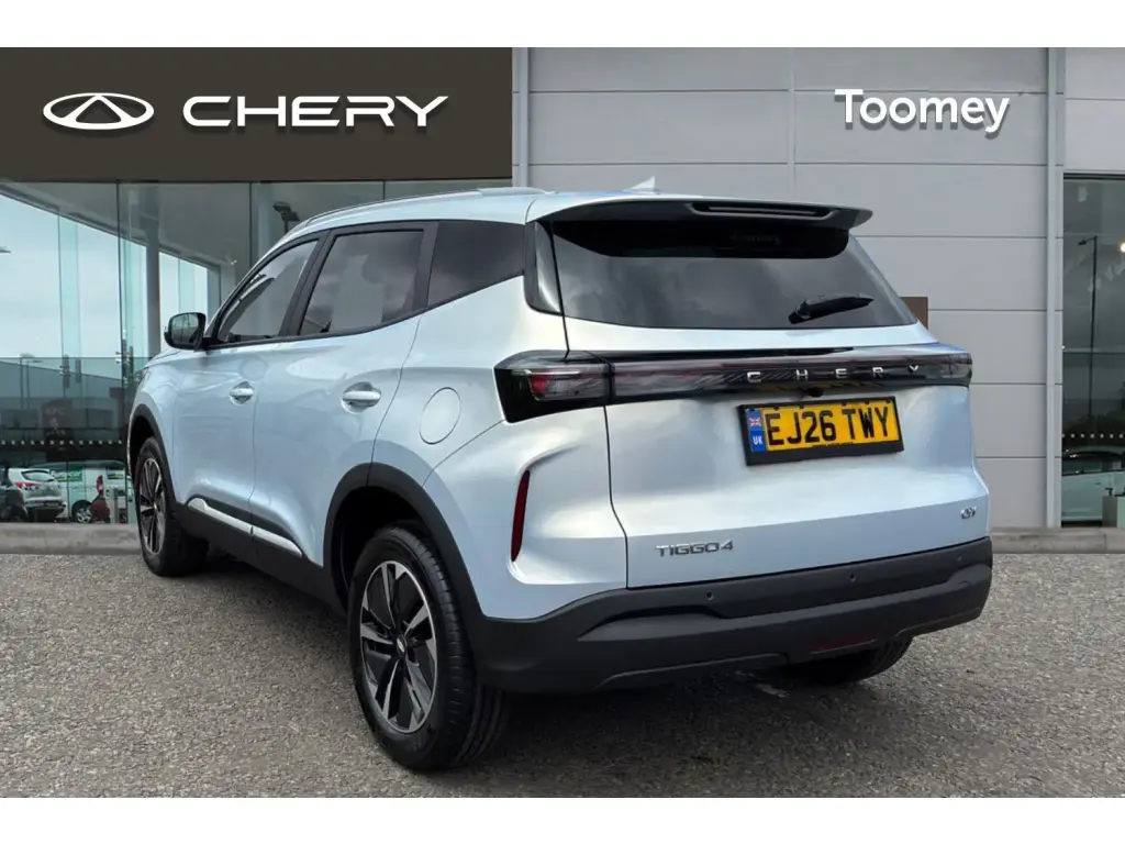 Image for 2026 TIGGO 4 Summit Super Hybrid at position 2