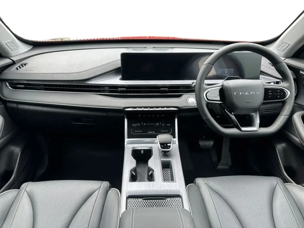 Image for 2026 TIGGO 4 Summit Super Hybrid at position 3