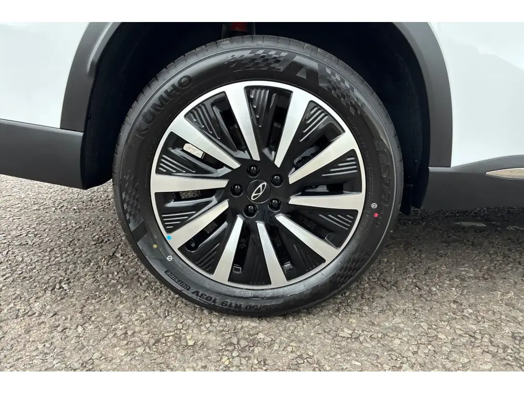 Image for 2025 TIGGO 8 Summit Super Hybrid at position 4