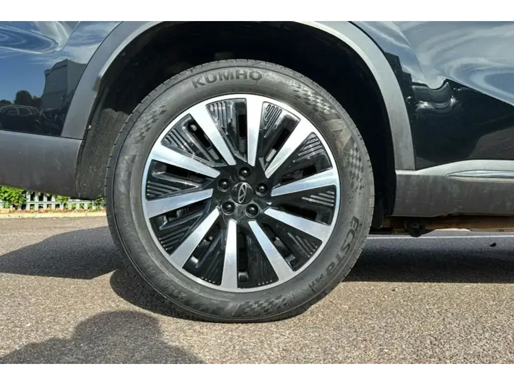 Image for 2025 TIGGO 8 Summit Super Hybrid at position 4