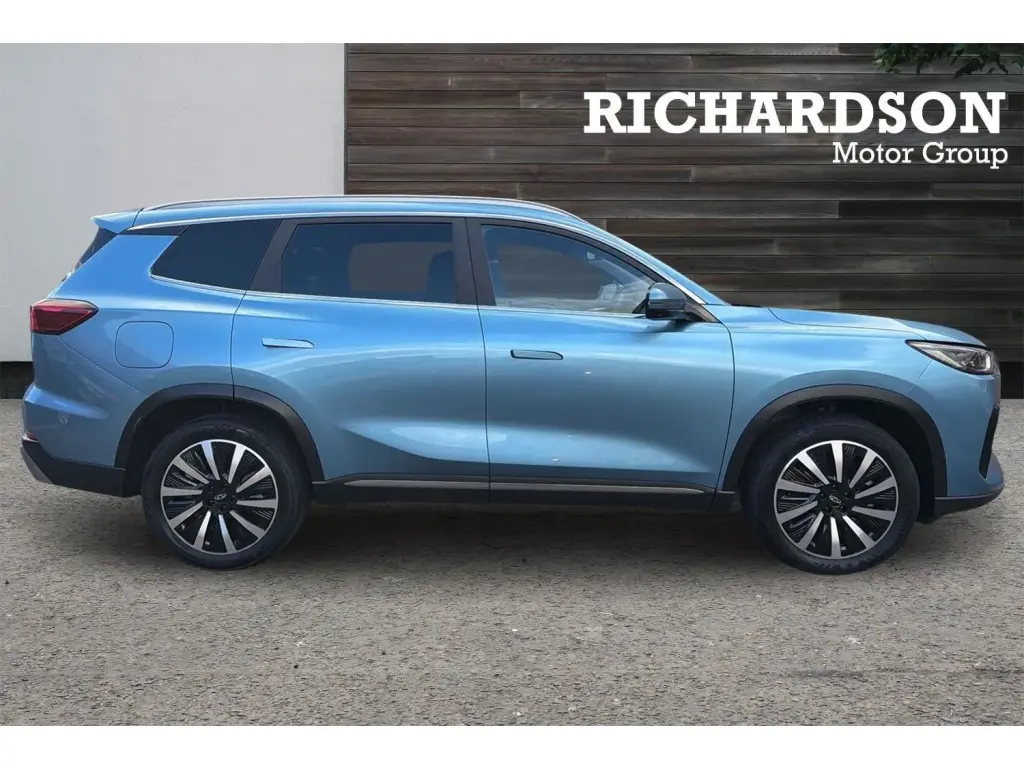 Image for 2025 TIGGO 8 Summit Super Hybrid at position 5