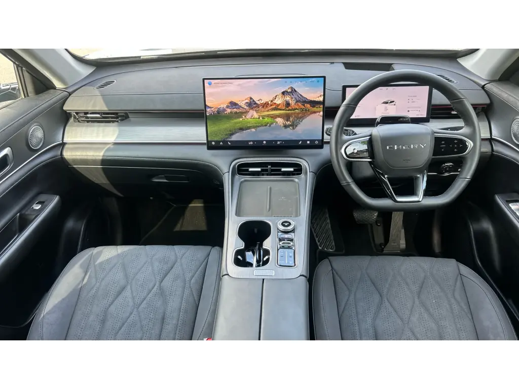 Image for 2025 TIGGO 8 Summit Super Hybrid at position 3