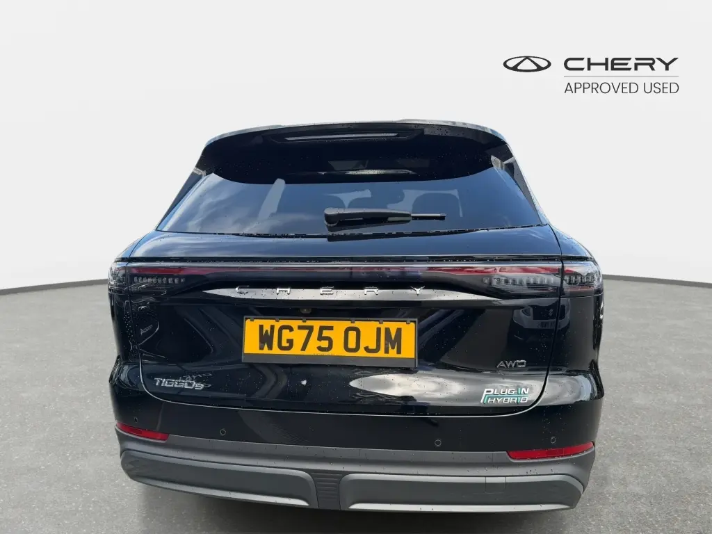 Image for 2025 TIGGO 9 Summit Super Hybrid at position 2