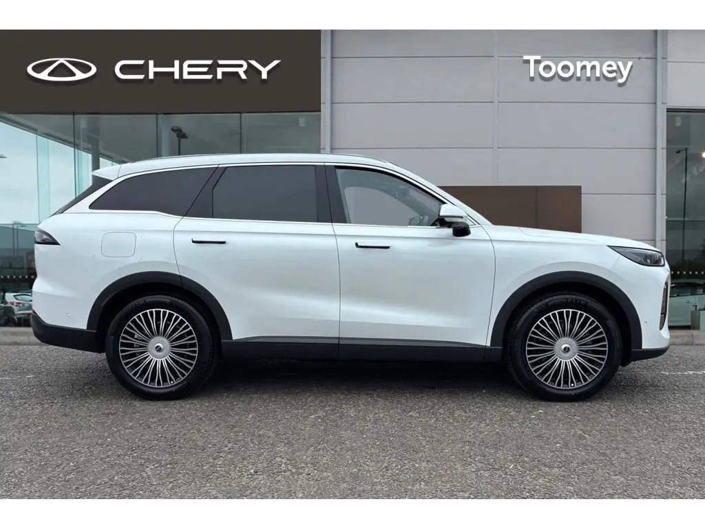 Image for 2026 TIGGO 9 Summit Super Hybrid at position 5