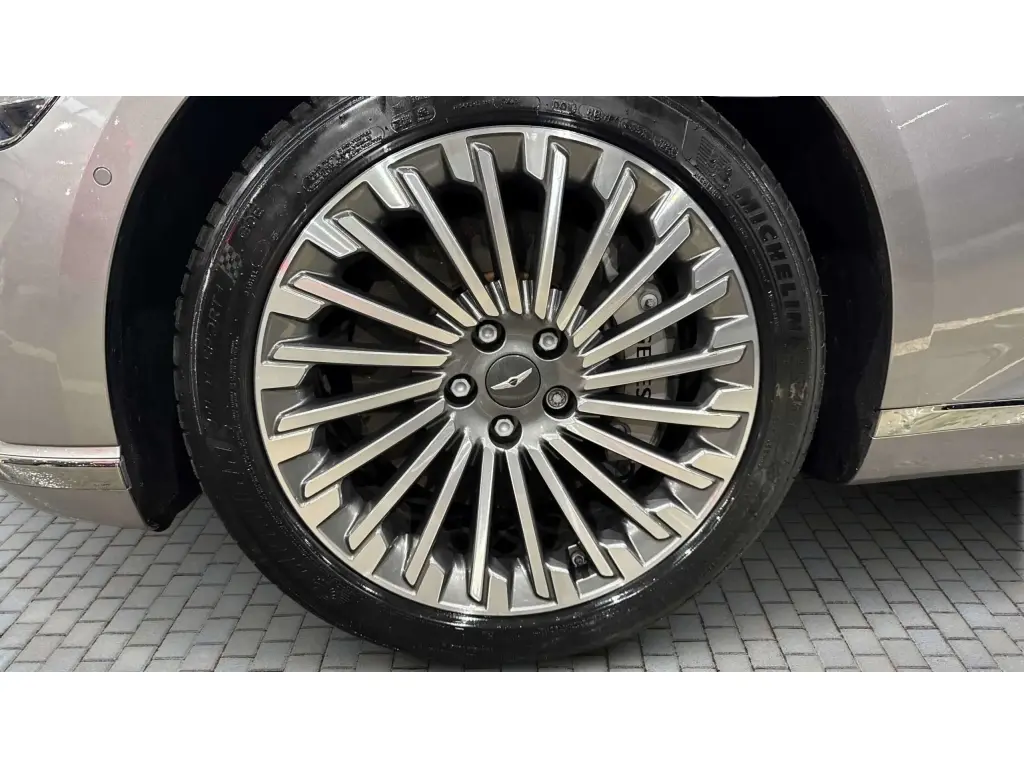 2022 Electrified G80 Luxury