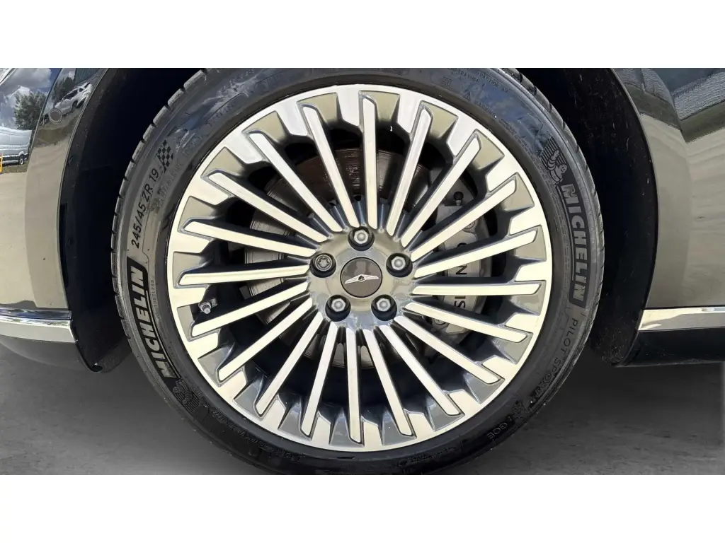 2024 Electrified G80 Luxury