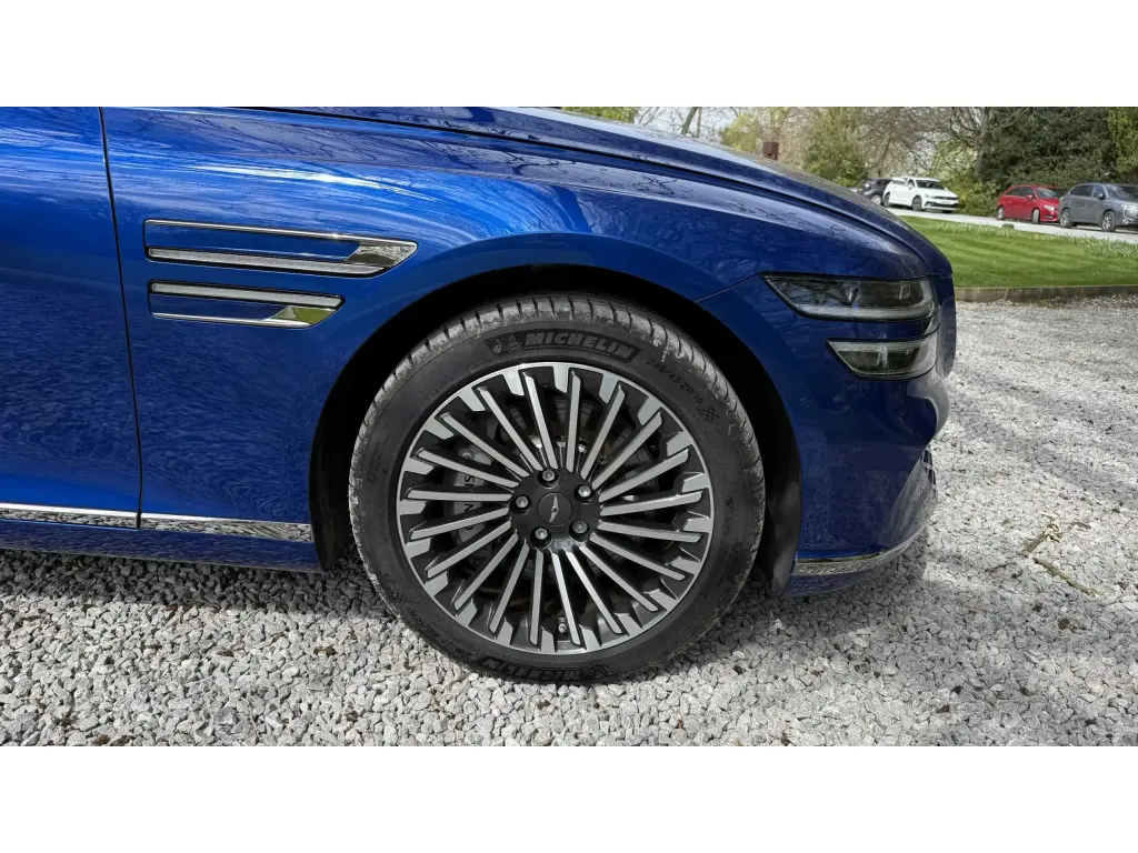 2024 Electrified G80 Luxury