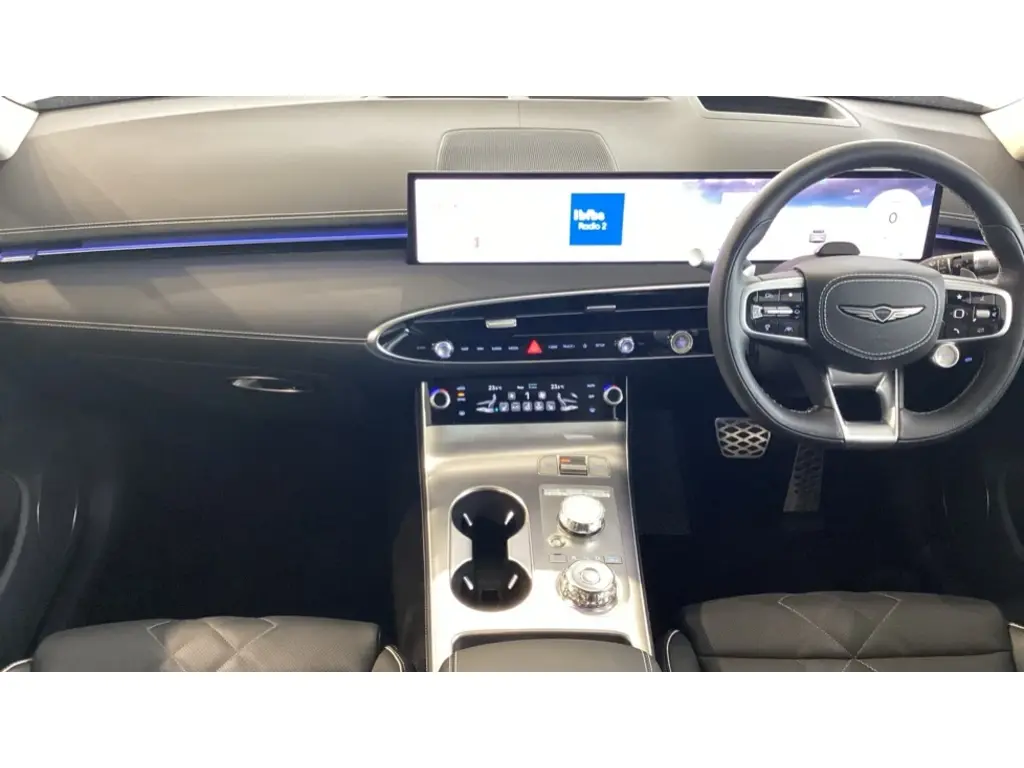 Electrified GV70 Dynamic