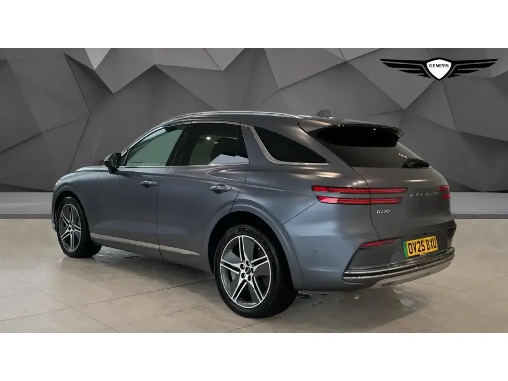 Electrified GV70 Dynamic