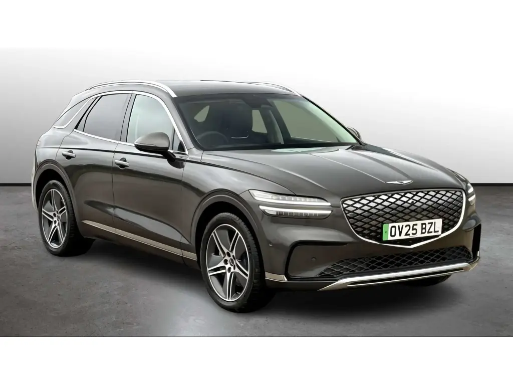 2025 Electrified GV70 Dynamic