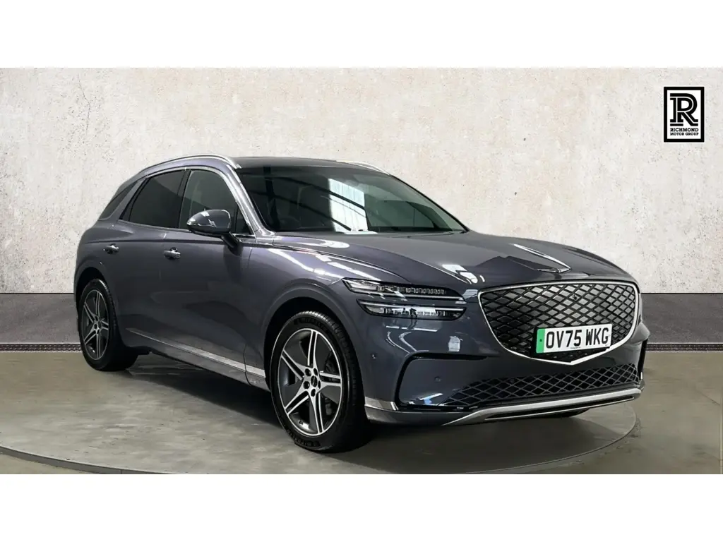 2025 Electrified GV70 Luxury