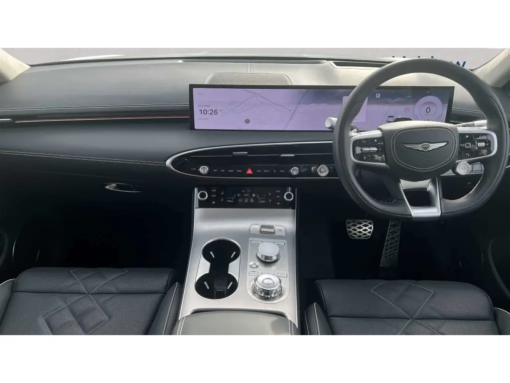 2025 Electrified GV70 Luxury