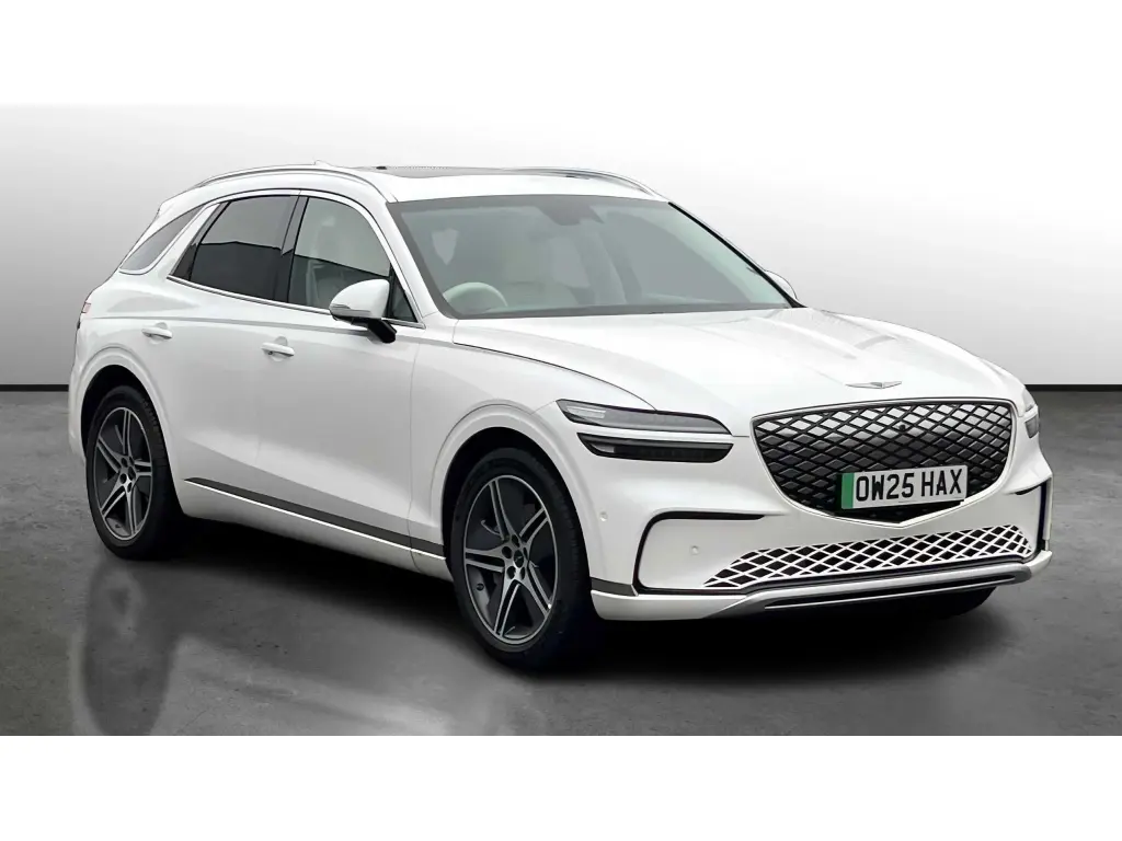 2025 Electrified GV70 Luxury
