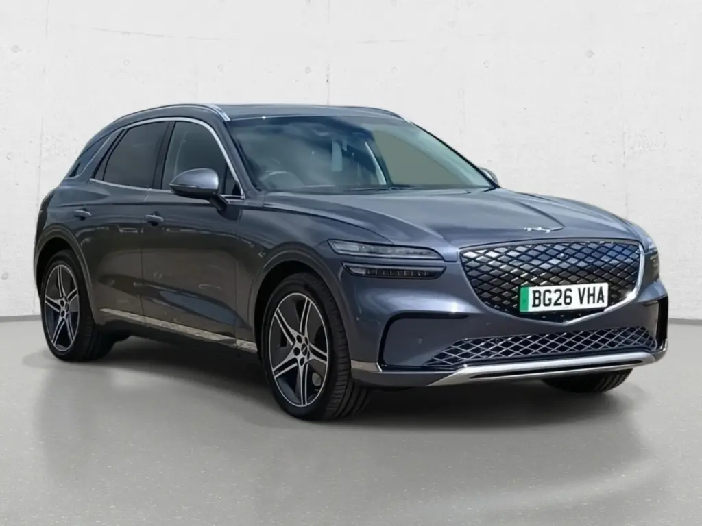 2025 Electrified GV70 Luxury