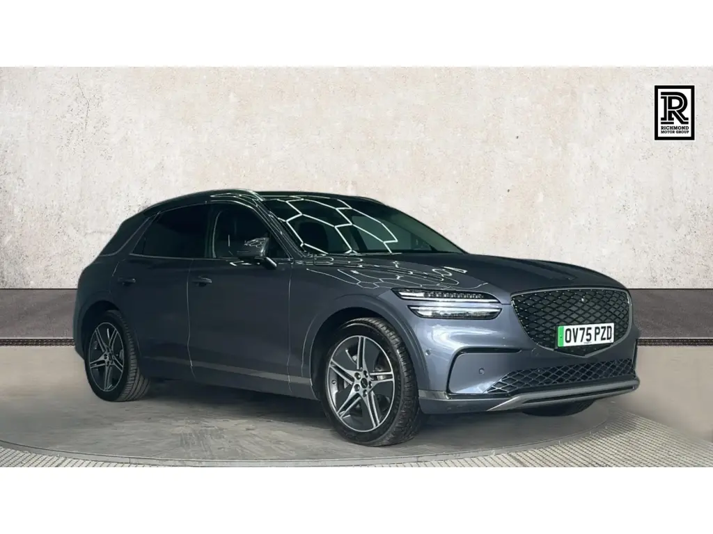 2025 Electrified GV70 Luxury