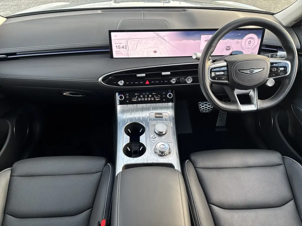 2025 Electrified GV70 Pure