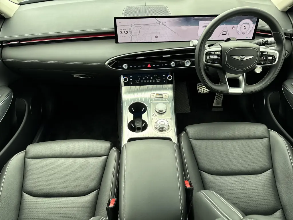 Electrified GV70 Pure