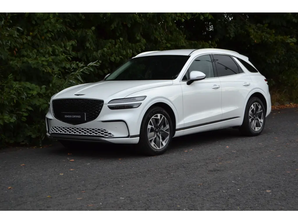 Electrified GV70 Pure