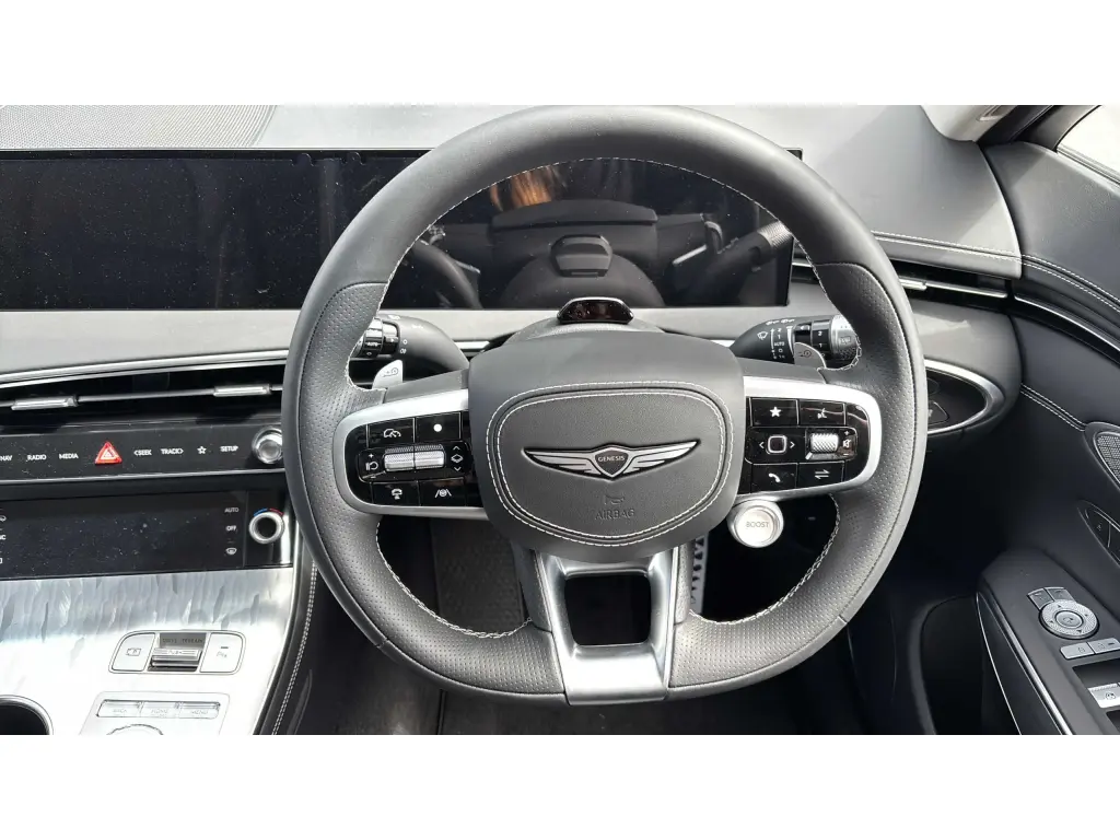 2025 Electrified GV70 Pure