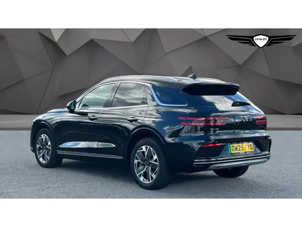 Electrified GV70 Pure