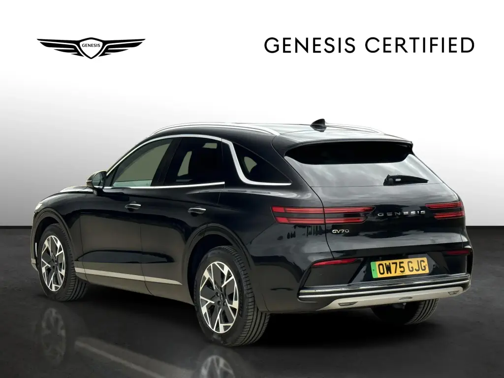 2025 Electrified GV70 Pure