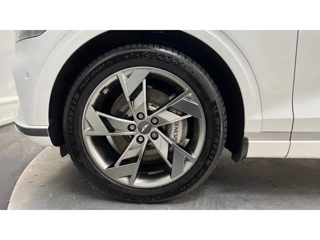 2023 Electrified GV70 Sport 360kW AWD