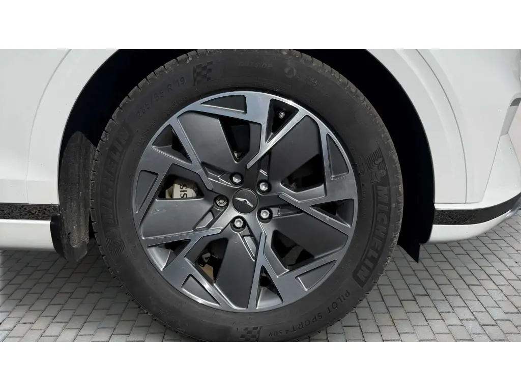 2023 Electrified GV70 Sport 360kW AWD