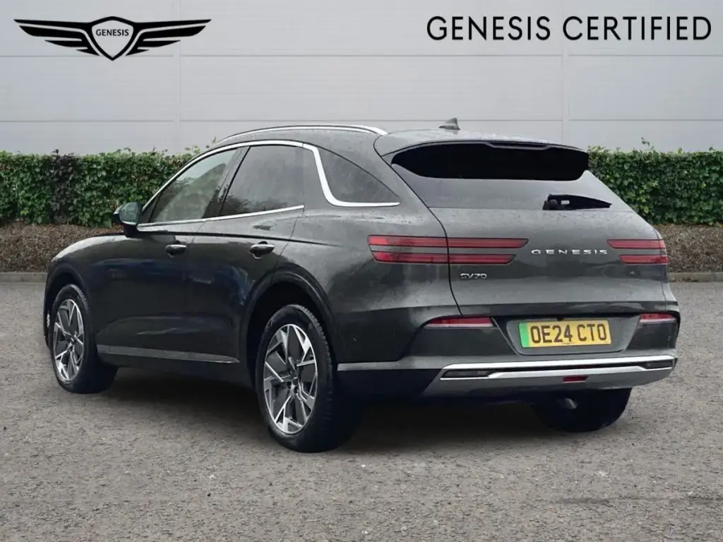 2024 Electrified GV70 Sport 360kW AWD