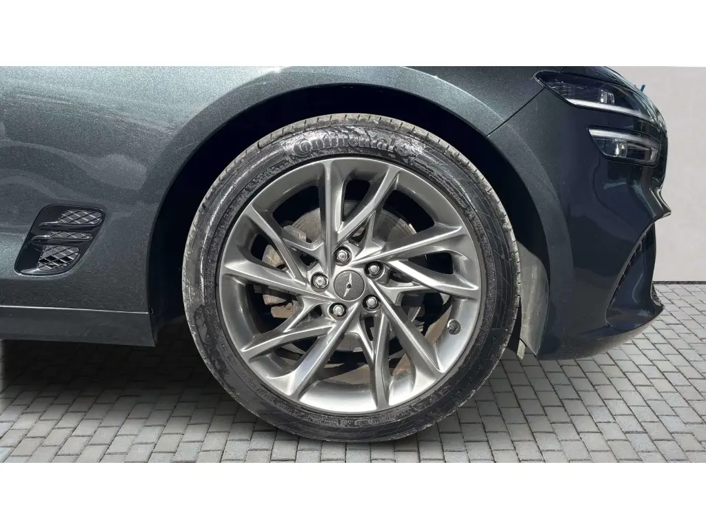 2022 G70 Luxury 2.2D AWD