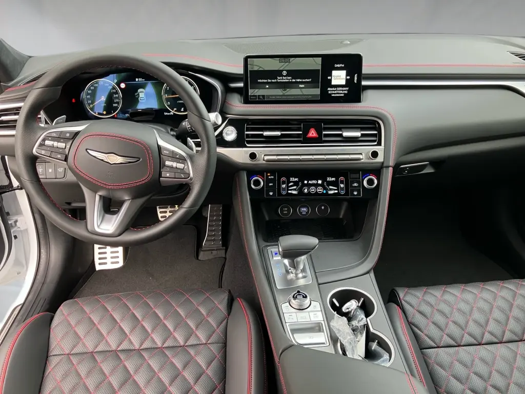 2024 G70 Shooting Brake Luxury