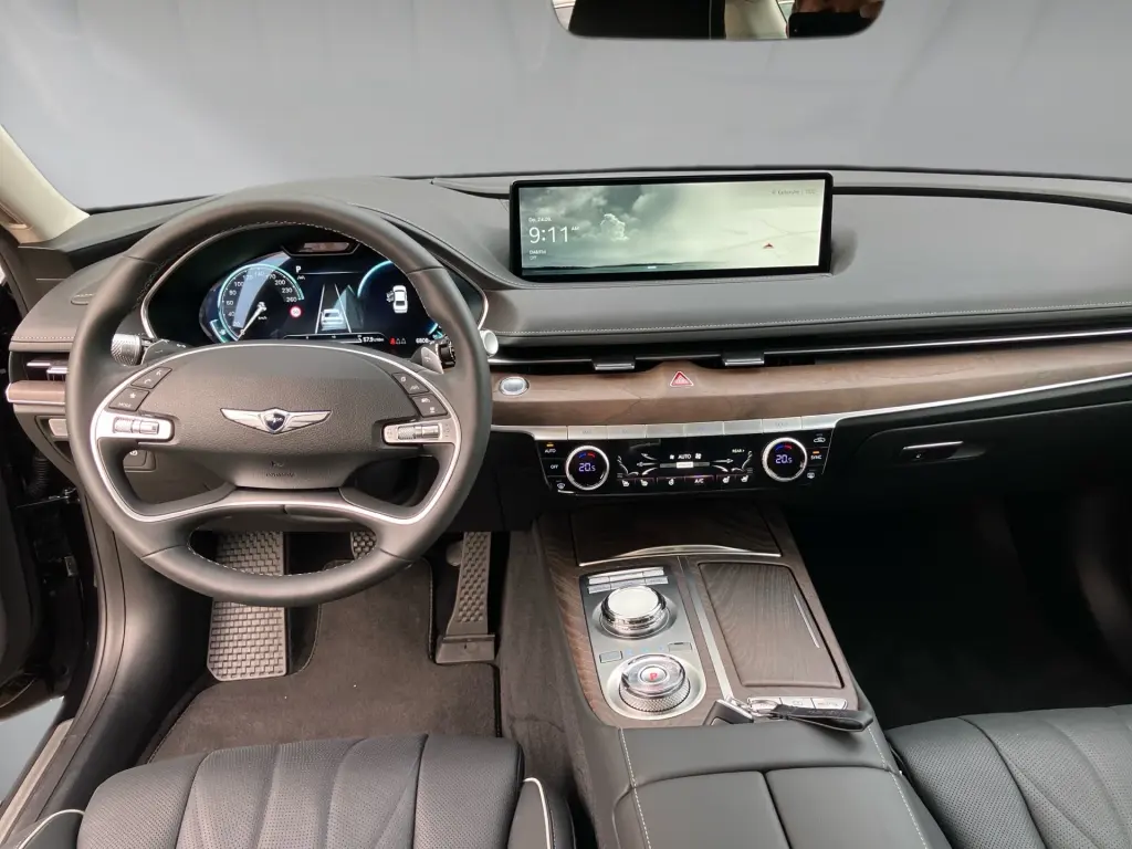 2024 G80 Luxury