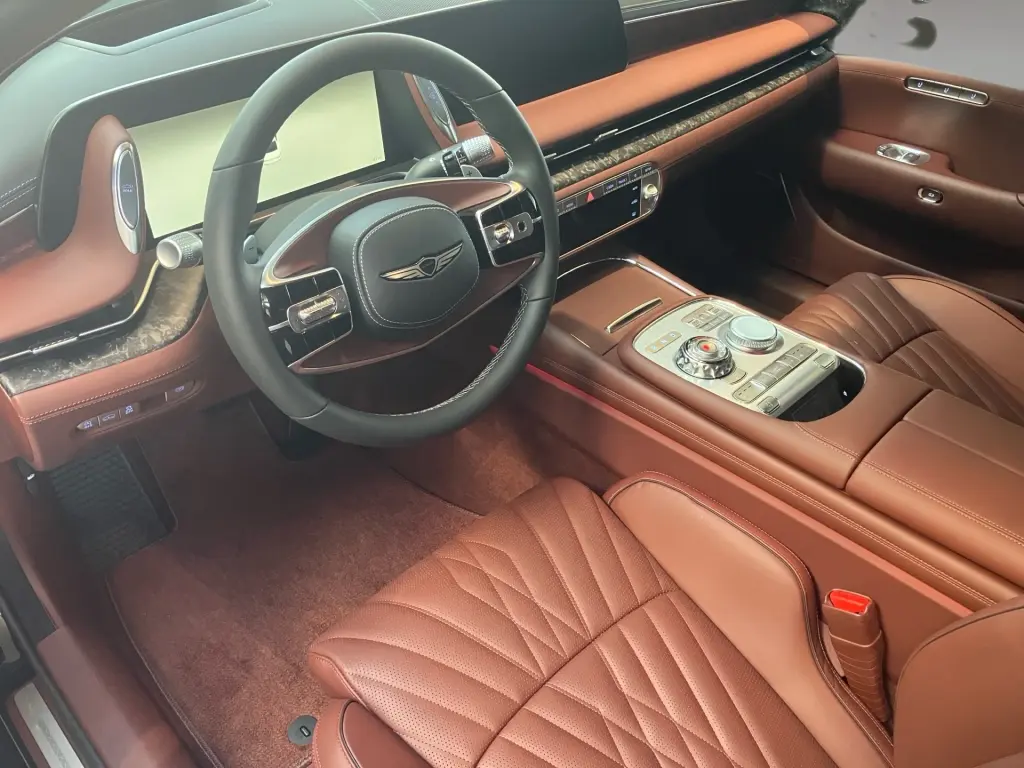 2023 G90 Luxury Plus 4 Seater SWB