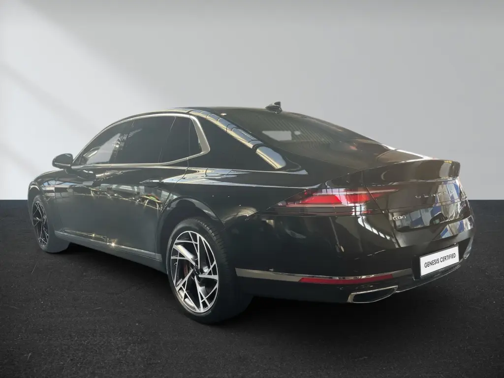2023 G90 Luxury Plus 4 Seater SWB