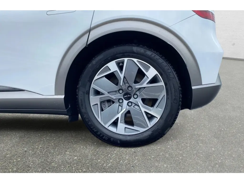 2023 GV60 Premium