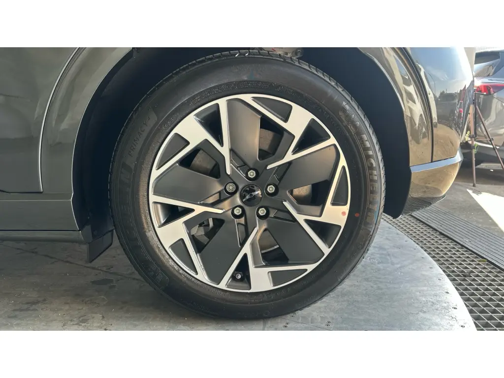 2026 GV60 Pure