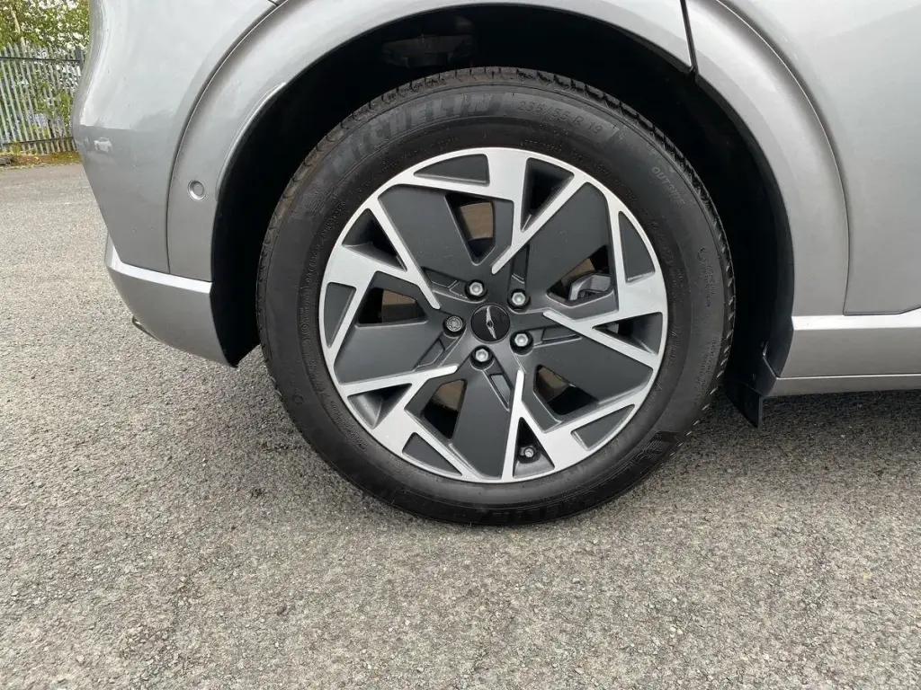 2026 GV60 Pure