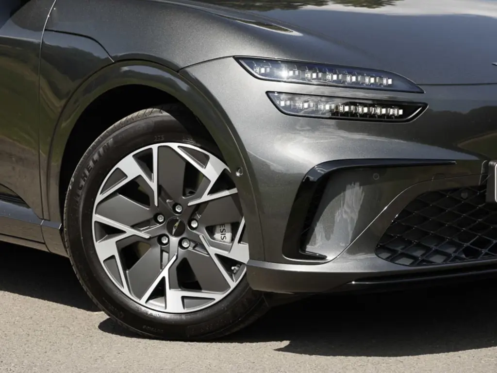2027 GV60 Pure