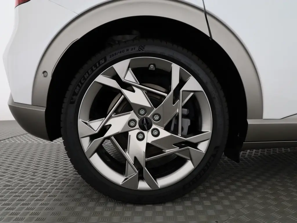 2022 GV60 Sport Plus