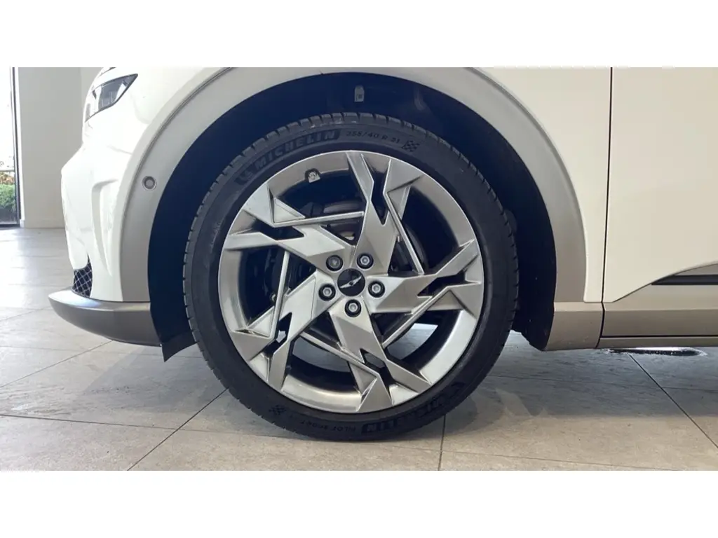 GV60 Sport Plus