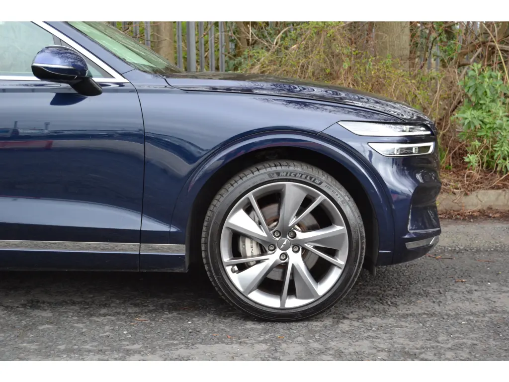 GV70 Luxury 2.2D AWD