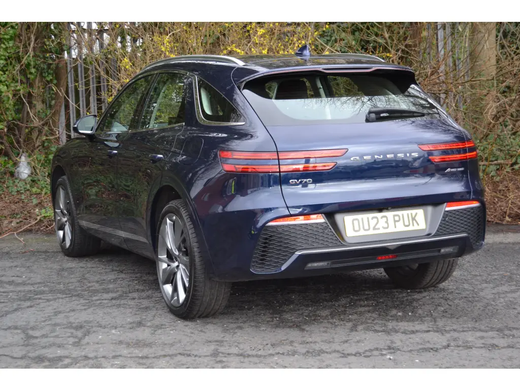 GV70 Luxury 2.2D AWD