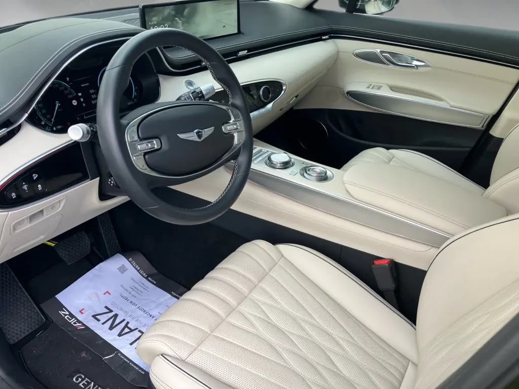 2024 GV70 Luxury 2.2D AWD