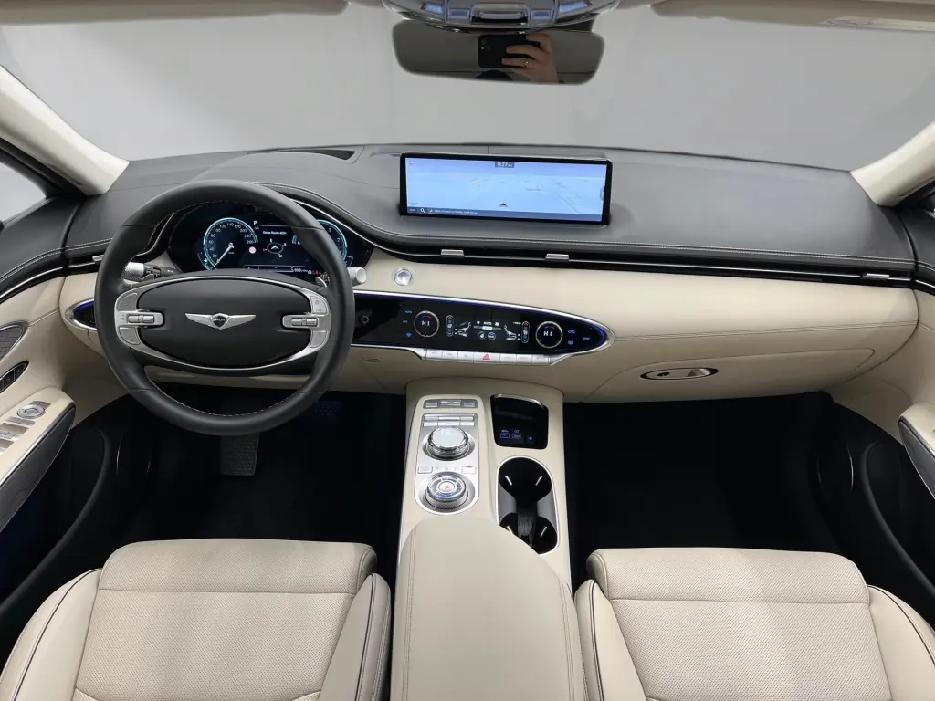 2024 GV70 Luxury 2.2D AWD